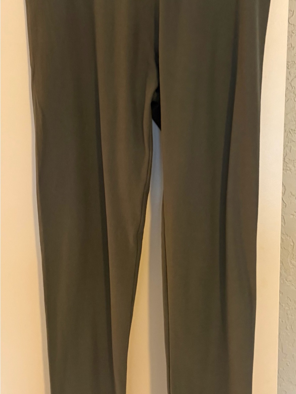 LuLaRoe Women’s Regular One Size Gray Solid Ankle Style Leggings